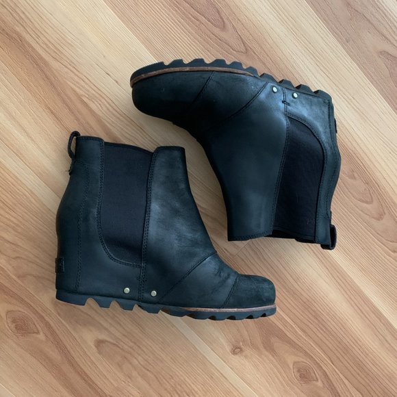 Sorel Shoes - *RARE* Sorel Lea Wedge Black Size 7.5